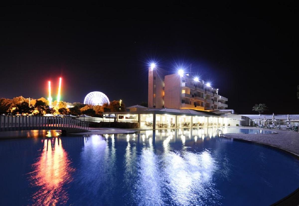 Piere - Anne Beach Hotel ไอยานาปา ภายนอก รูปภาพ