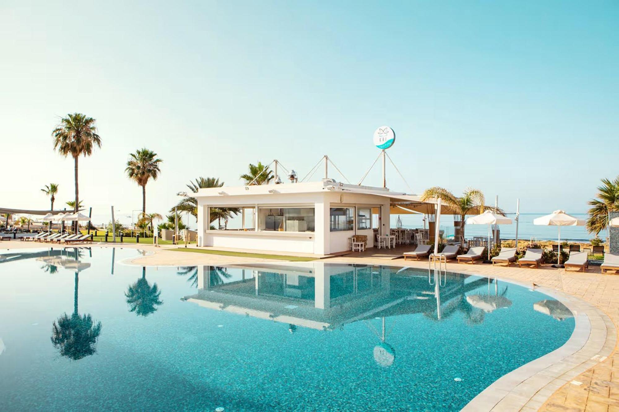 Piere - Anne Beach Hotel ไอยานาปา ภายนอก รูปภาพ