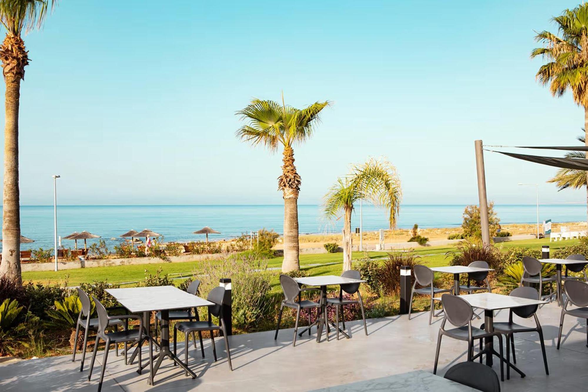 Piere - Anne Beach Hotel ไอยานาปา ภายนอก รูปภาพ